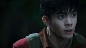 Hei Yanjing Is Bitten by a Snake